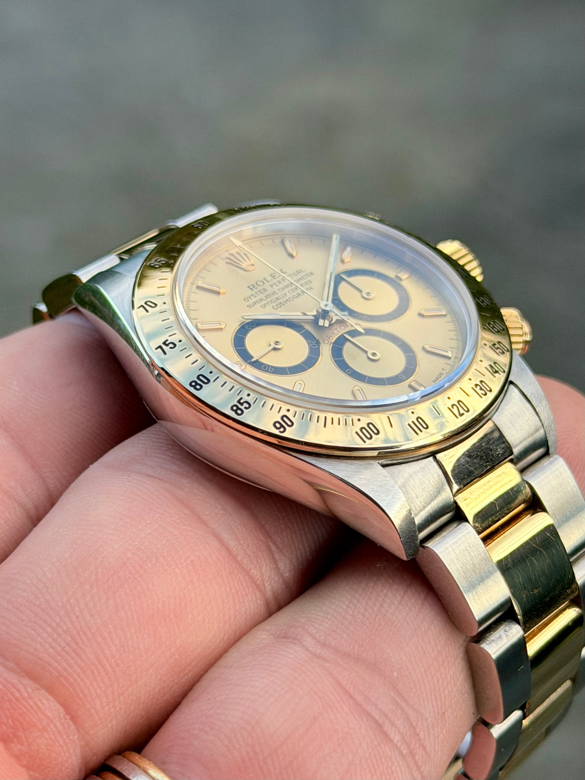 Rolex Cosmograph Daytona “Zenith Inverted 6” | 16523 | S Serial