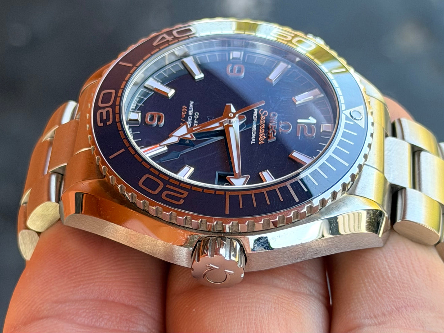 2023 Omega Seamaster Planet Ocean 600M | 43.5mm Steel | Blue Ceramic | Discontinued