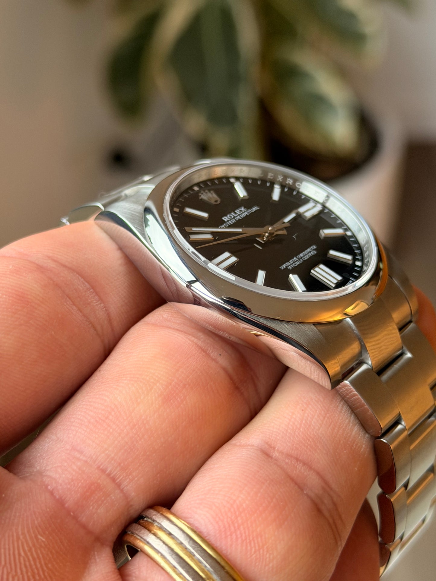 Rolex Oyster Perpetual Black Dial 41mm | 2024 | Full Set 124300