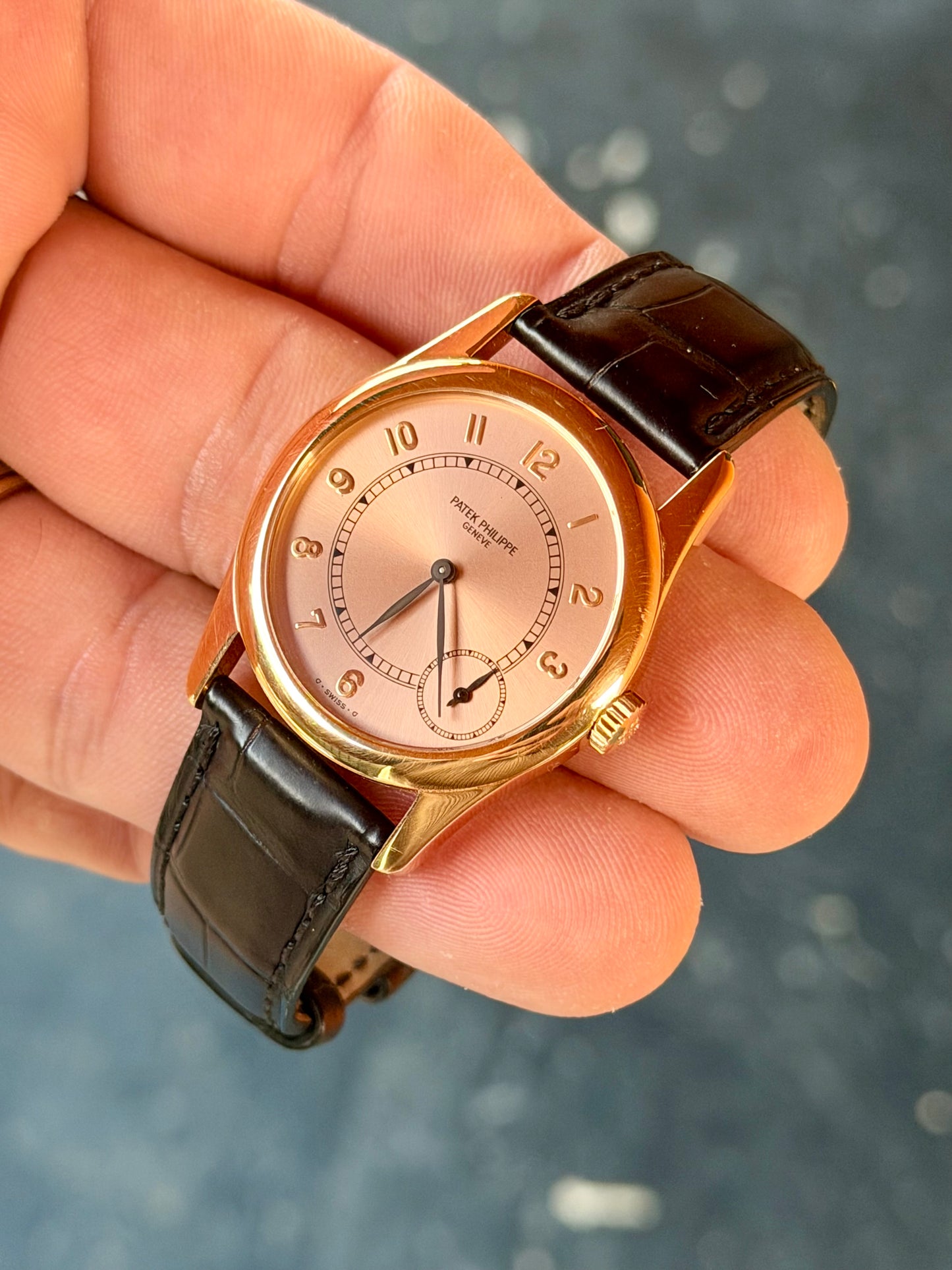 Patek Philippe Calatrava 5000R | Rose Gold | Salmon Sigma Dial