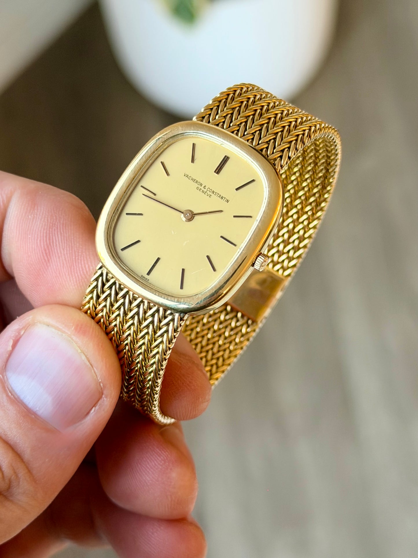Vintage Vacheron Constantin Ultra-Thin | 18k Yellow Gold Integrated Bracelet