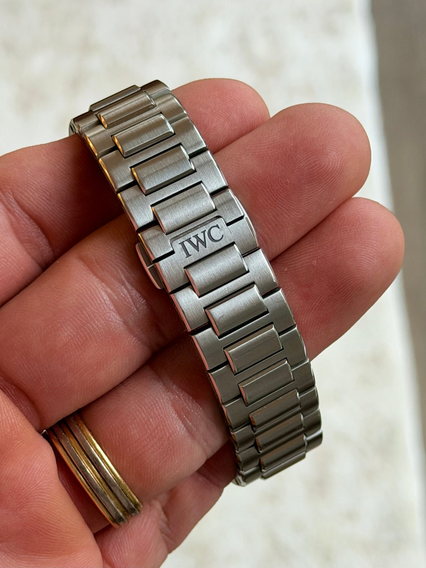 2024 IWC Ingenieur Automatic 40 | Full Set | Warranty Until 2032