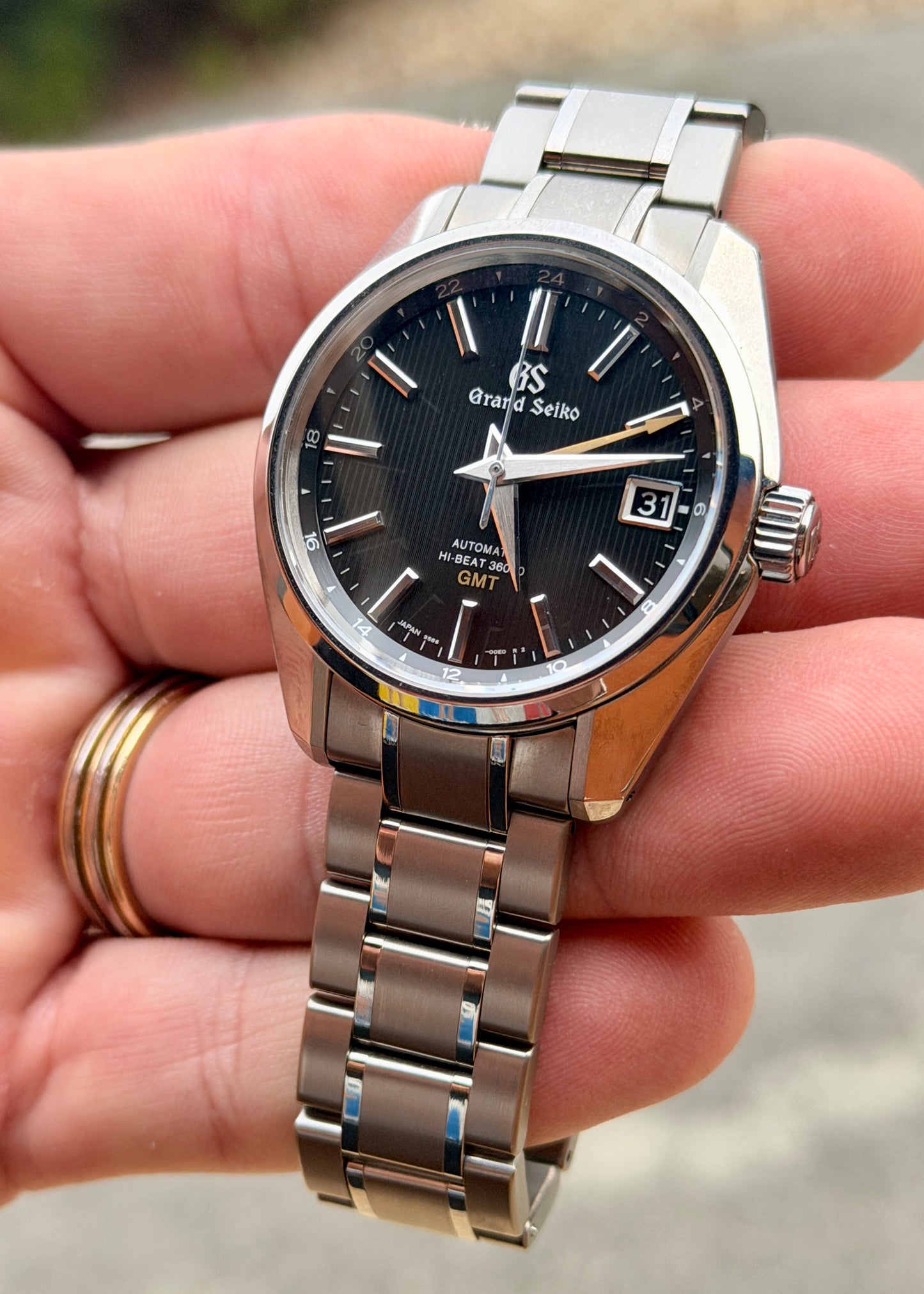 Grand Seiko SBGJ213 Titanium Hi-Beat GMT - Full Set