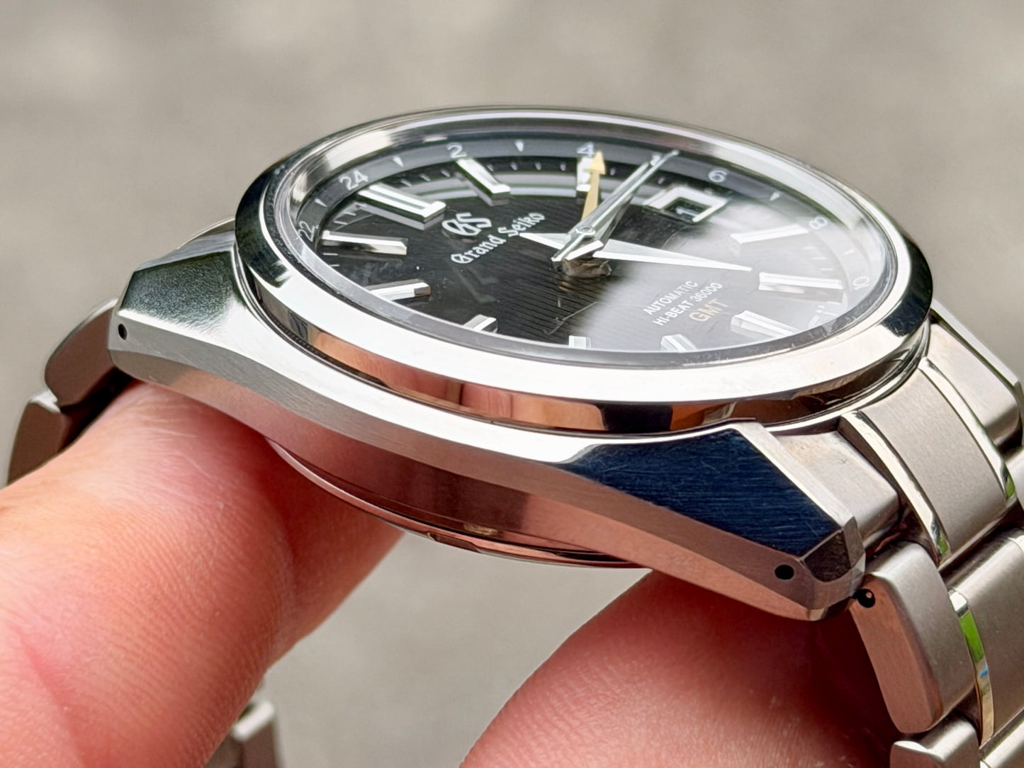 Grand Seiko SBGJ213 Titanium Hi-Beat GMT - Full Set